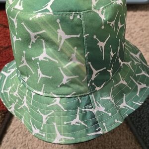 New Green Bucket Hat with White Logo Pattern